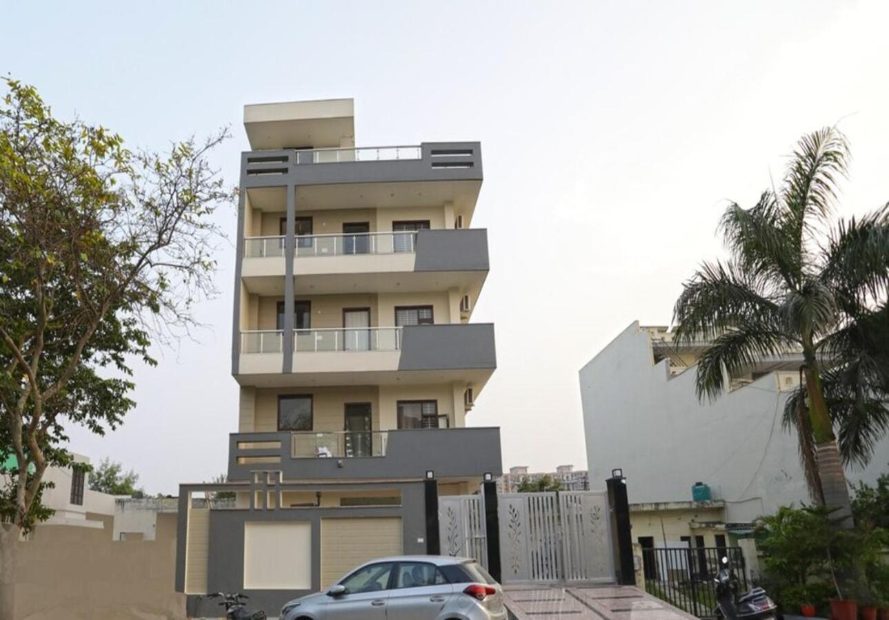 Hotel The Vertigo By Boom Rooms Noida Exterior photo
